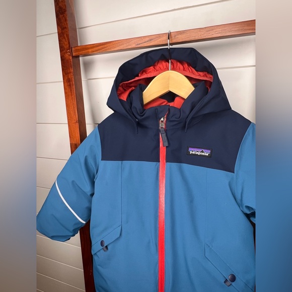 Snow Pile Patagonia One-Piece Snowsuit, 3T, Red and Blue - Picture 5 of 13